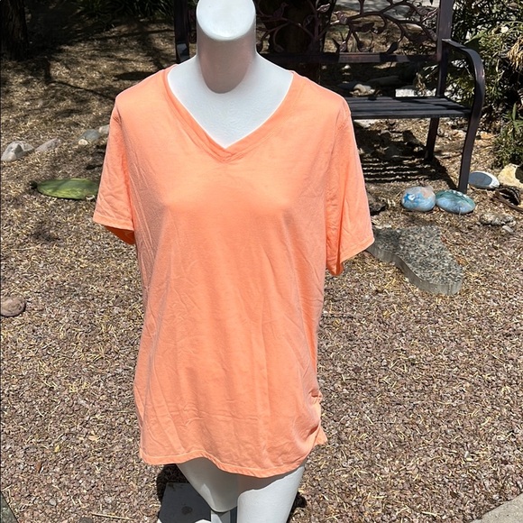 Danskin Now Loose Peach Relaxed Ruched Short Sleeve T-Shirt Size 16 - Picture 1 of 4